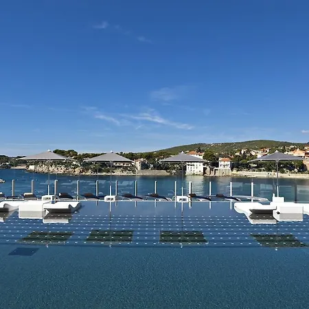 호텔 Thalazur Ile Rousse - &